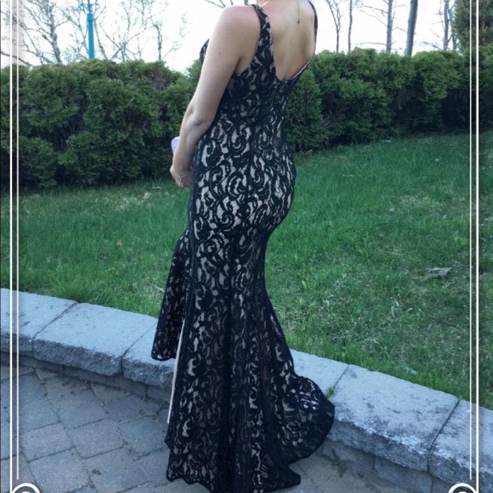 BCBG PROM DRESS LACE TAN BLACK LONG OPEN BACK SEXY